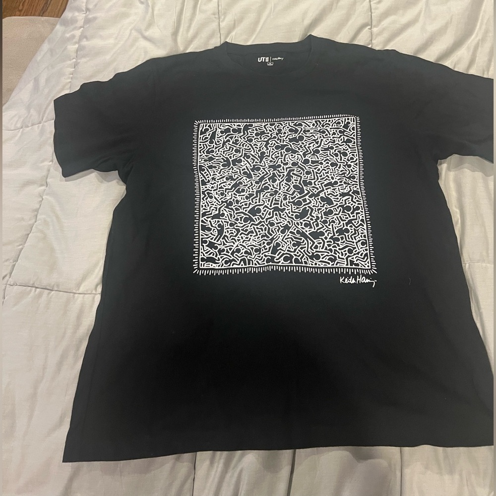 Uniqlo Keith Haring t shirt